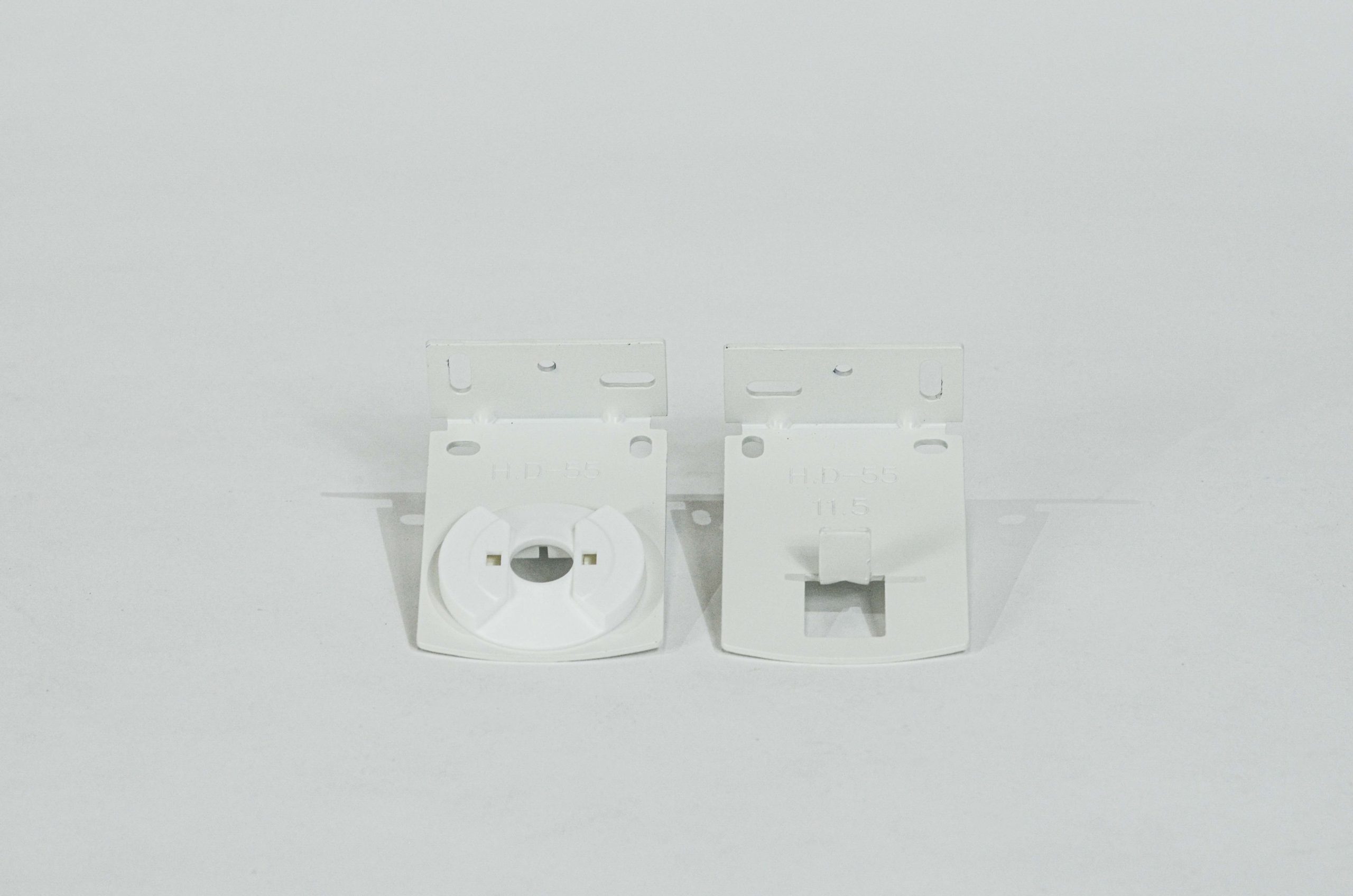 ELITE PLUS EXTENSION BRACKET 55MM WHITE/BLACK Kool Pelmet